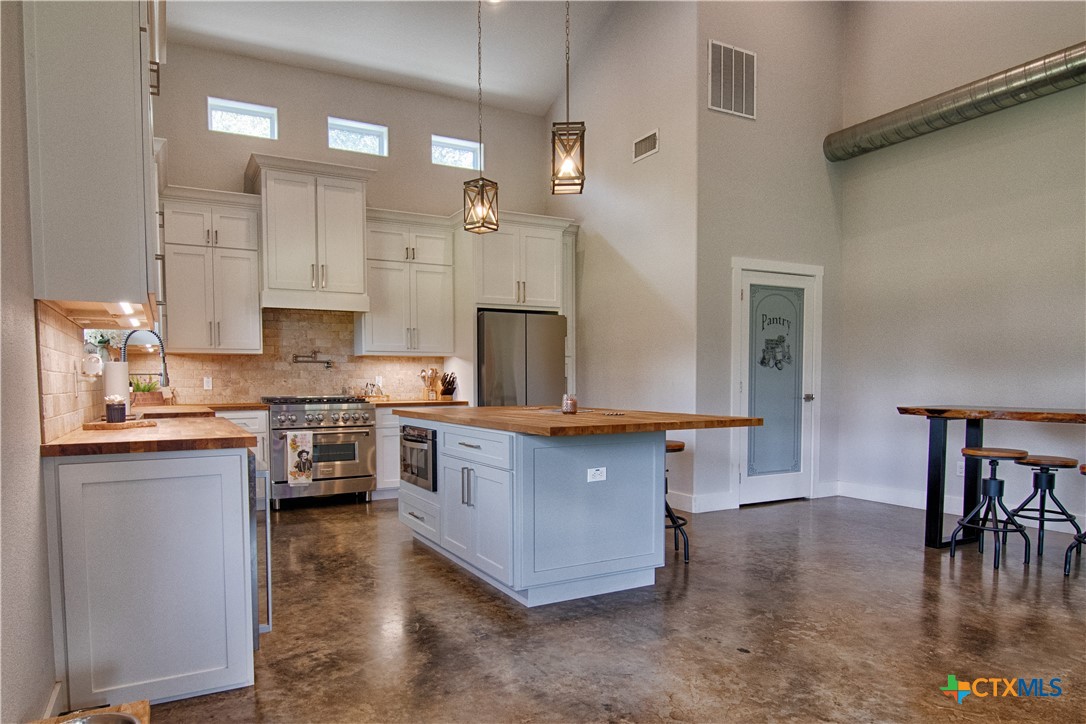 15545 State Highway 111