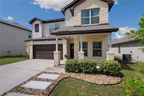 Photo of 1044 Slight Street, New Braunfels, TX 78130 (MLS # 616451)