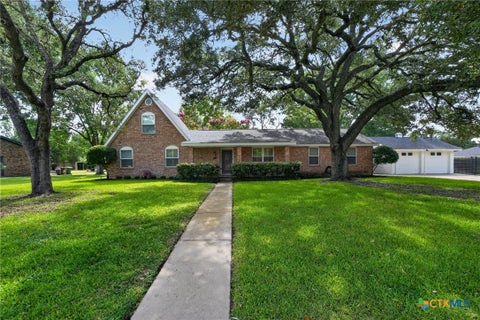 Photo of 1622 Twin Island Drive, Lockhart, TX 78644 (MLS # 619516)