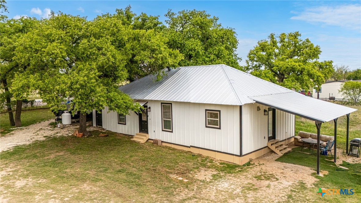 13613 N State Highway 16