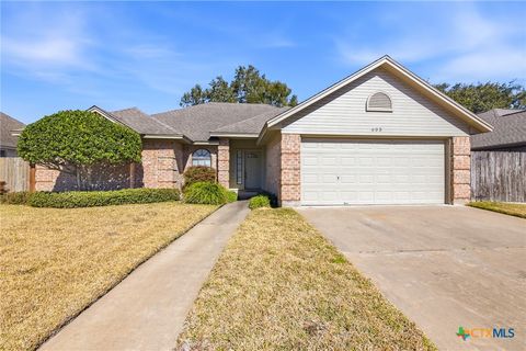 Photo of 603 Dunbar Drive, Victoria, TX 77904 (MLS # 603802)