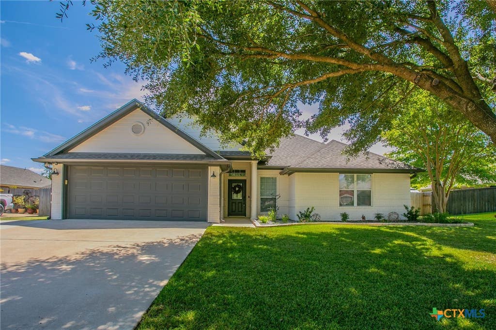 Photo of 603 Newberry Court, Little River Academy, TX 76554 (MLS # 623200)