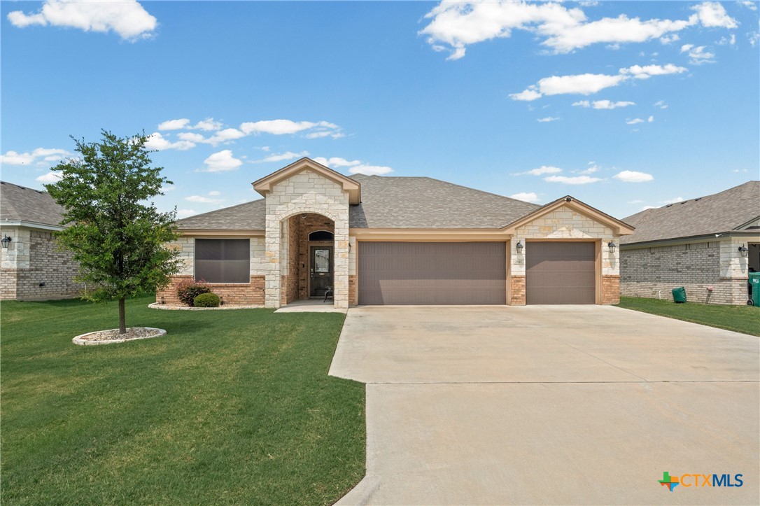 Photo 1 of 33 — 2647 Belle Hubbard Trail, Belton, TX 76513
