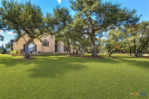 Photo of 3220 Rustic Oak, San Antonio, TX 78261 (MLS # 616307)