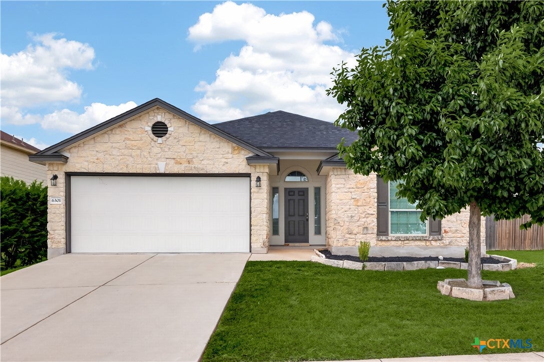 Photo 1 of 32 — 6301 Creek Land Road, Killeen, TX 76549