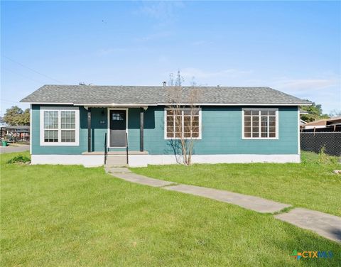 Photo of 2551 W Summit Avenue, San Antonio, TX 78228 (MLS # 606140)