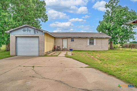 Photo of 9796 E US 190 Highway, Rogers, TX 76569 (MLS # 613416)
