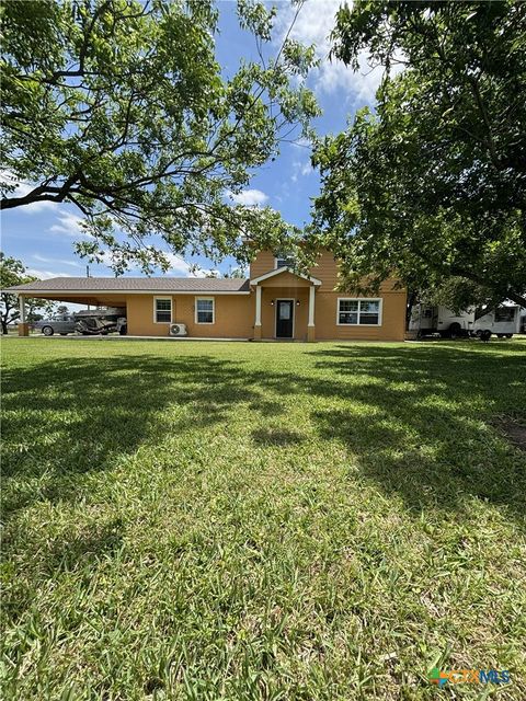 Photo of 116 Leisure Acres Road, Gatesville, TX 76528 (MLS # 614553)
