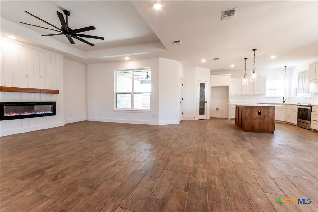 Photo of 8505 James Herring's Way, Killeen, TX 76542 (MLS # 607874)