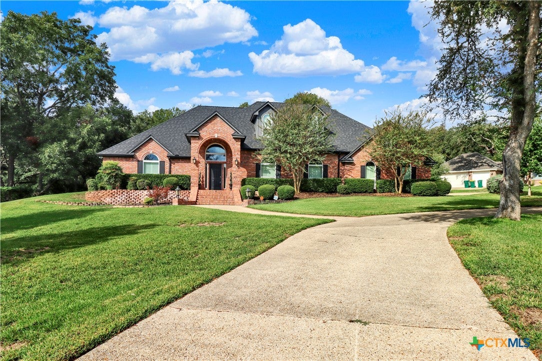 3209 River Place Drive