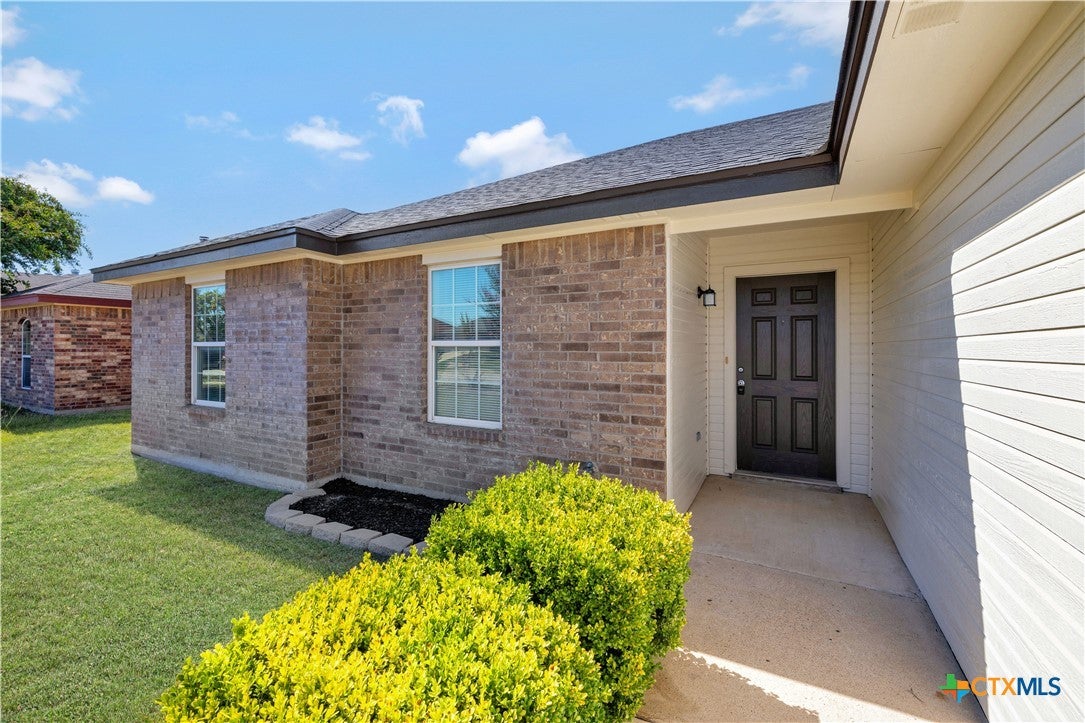 3803 Clementine Drive