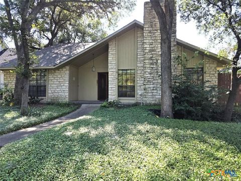 Photo of 2505 Canyon Creek Drive, Temple, TX 76502 (MLS # 610826)