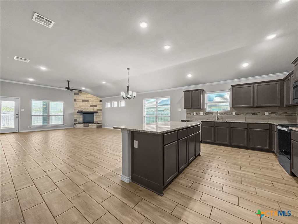 5205 Colina Drive