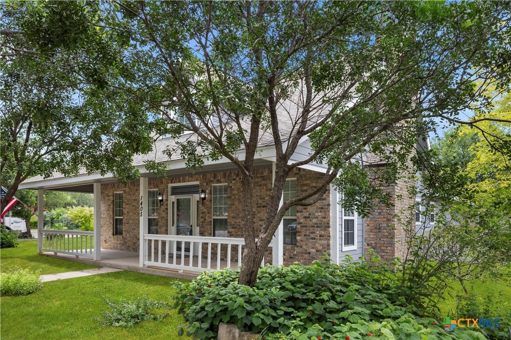 Photo of 1405 Azalea Lane, New Braunfels, TX 78130 (MLS # 614718)