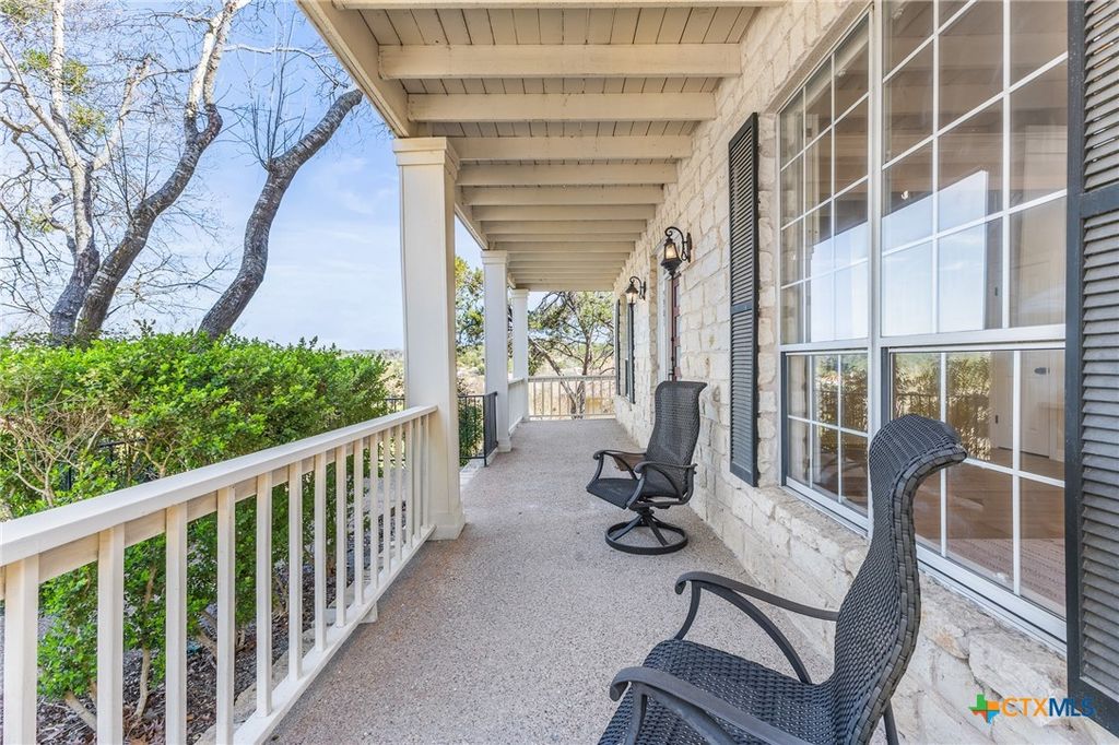 Photo of 5901 Round Table Cove, Austin, TX 78746 (MLS # 606158)