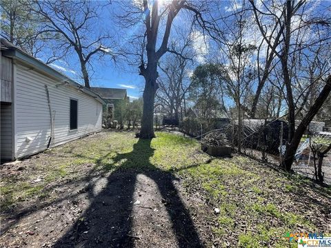 A home in Gonzales