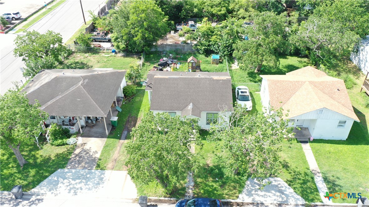 1105 E San Antonio Street