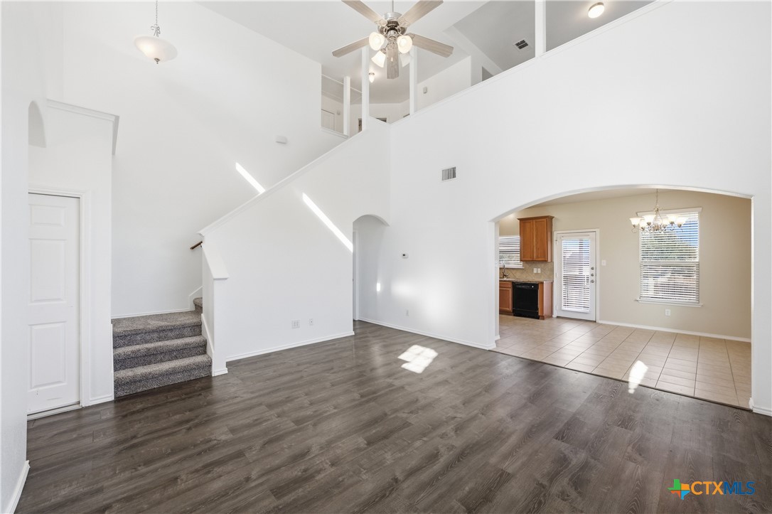 6706 Golden Oak Lane