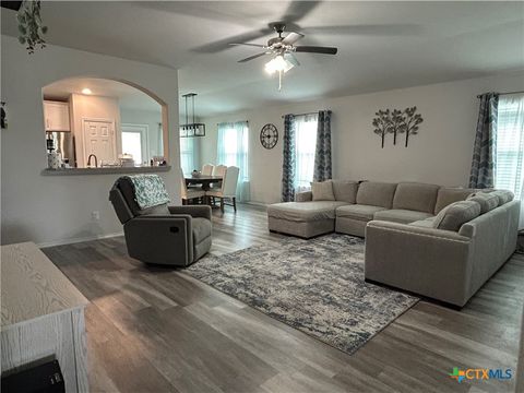 Photo of 107 Danielle Drive, Killeen, TX 76542 (MLS # 608977)