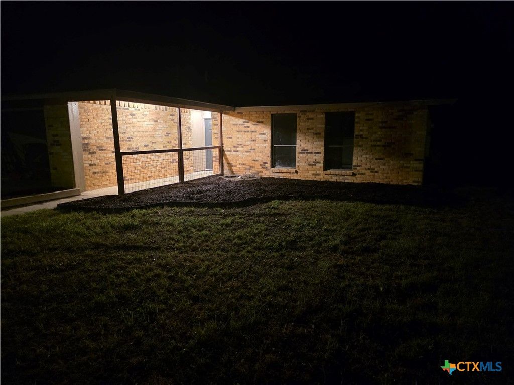 Photo of 1916 Nevada Street, San Marcos, TX 78666 (MLS # 609961)