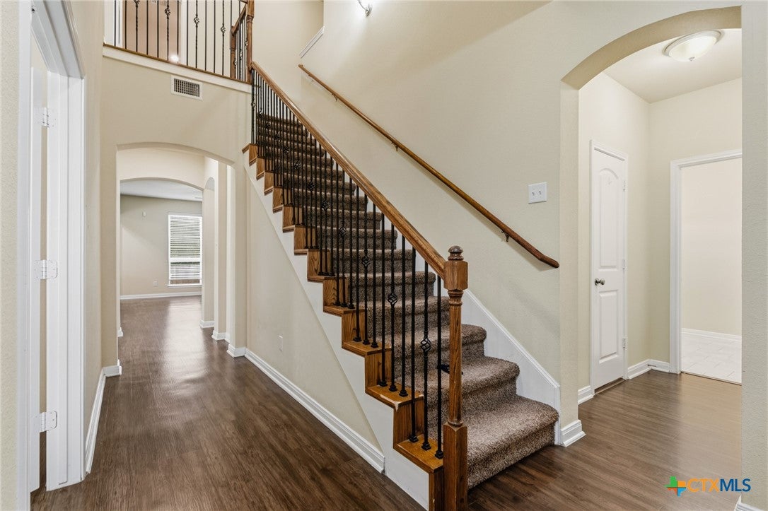 602 Hobby Road