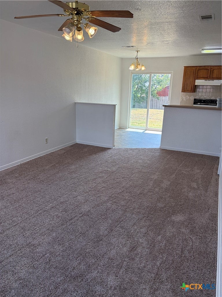1402 Dugger Circle