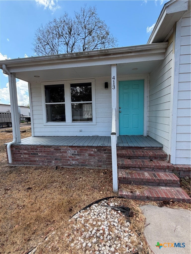 413 W Hamilton