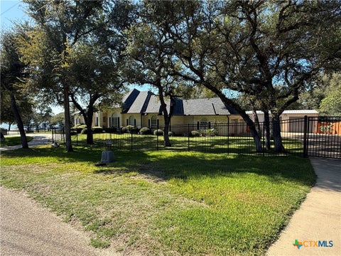 Photo of 14 Calamity Jane Drive, Morgans Point Resort, TX 76513 (MLS # 627911)