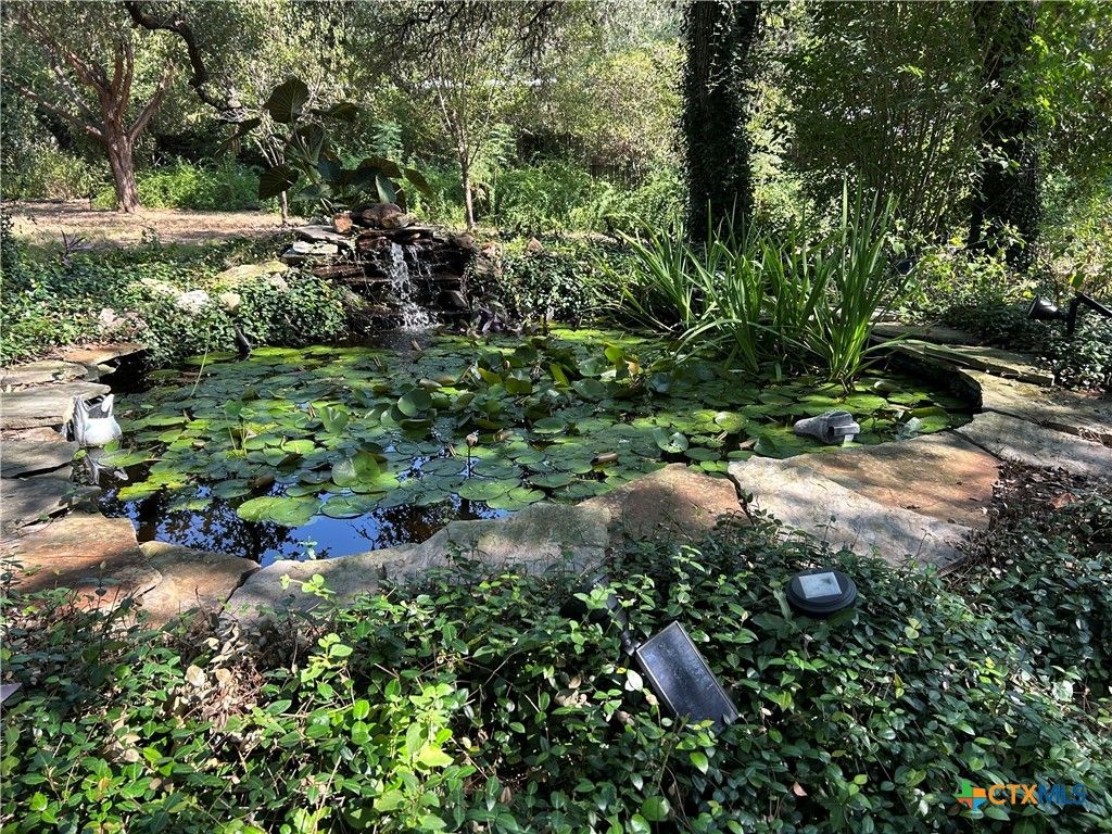 Photo of 306 Deerwood Drive, San Marcos, TX 78666 (MLS # 587920)