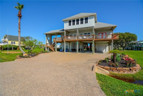 A home in Palacios