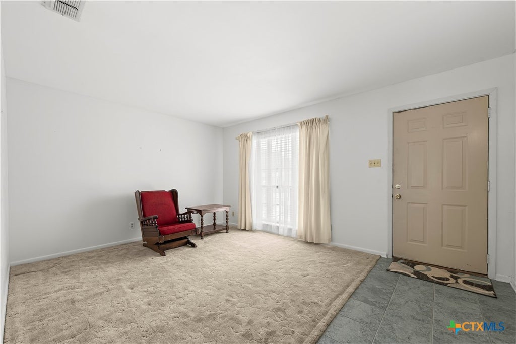 Photo of 1105 Swope Drive, Killeen, TX 76541 (MLS # 622225)