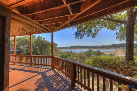 A home in Canyon Lake