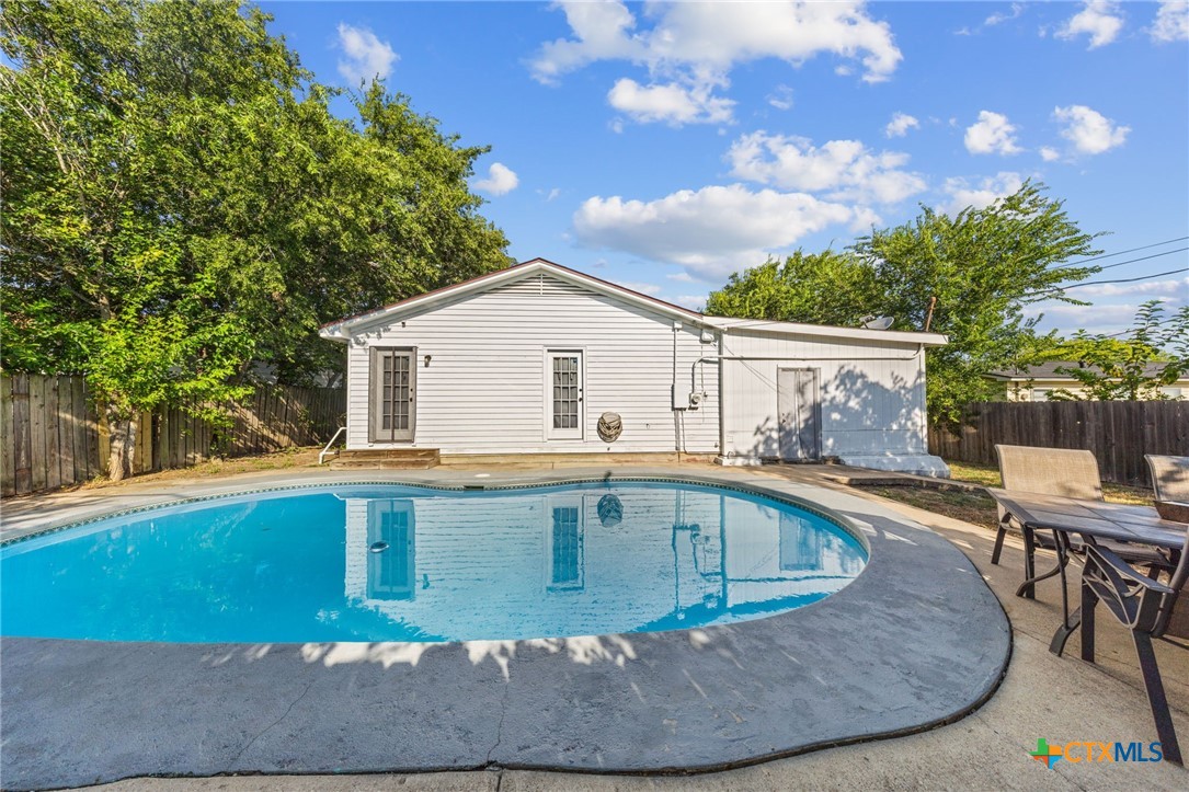 203 Margaret Lee Street