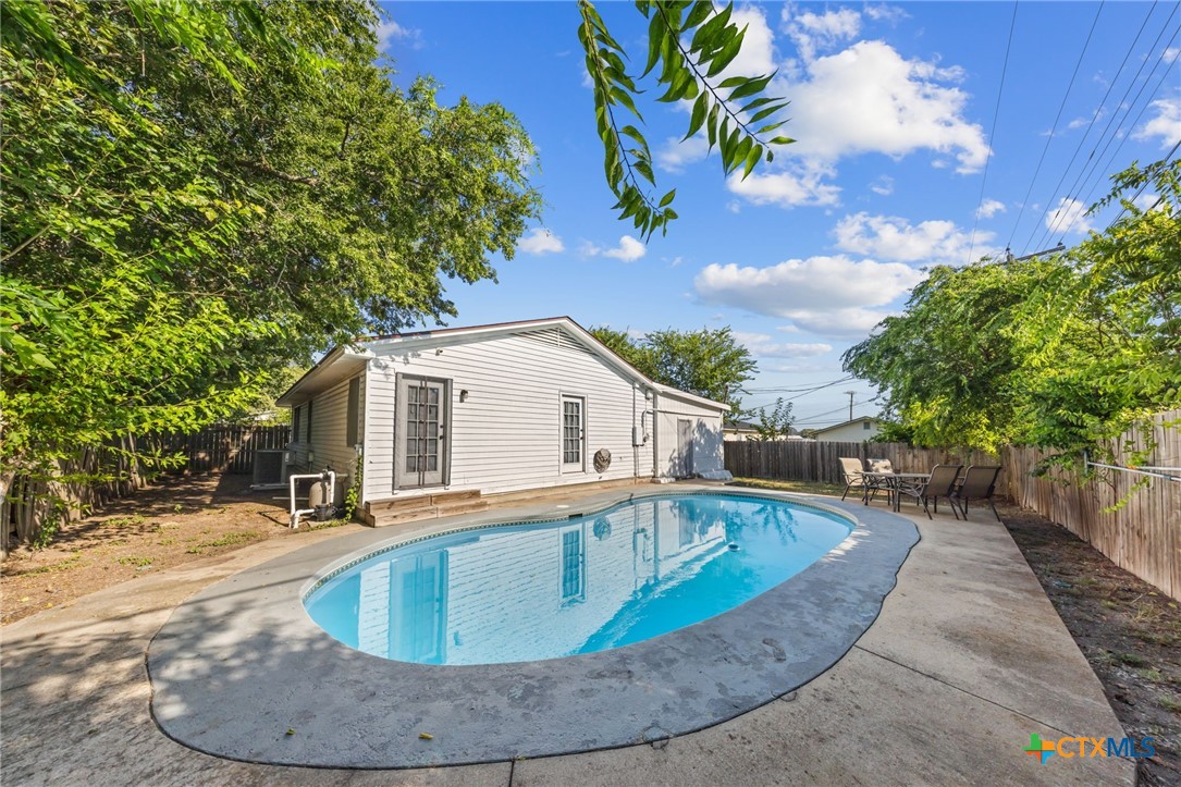 203 Margaret Lee Street