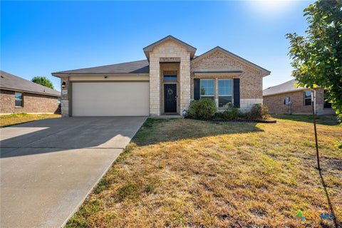 Photo of 9400 Susan Drive, Killeen, TX 76542 (MLS # 624478)