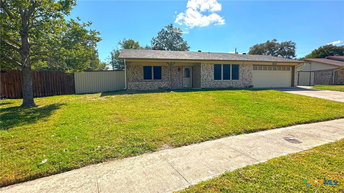 1109 Rhonda Lee Street