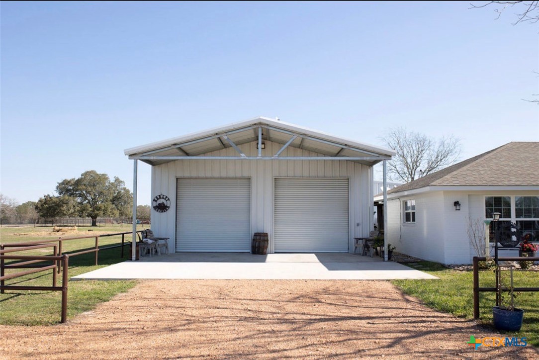 8652 State Highway 111 W