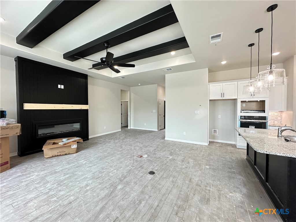 712 Eagle Crest Drive