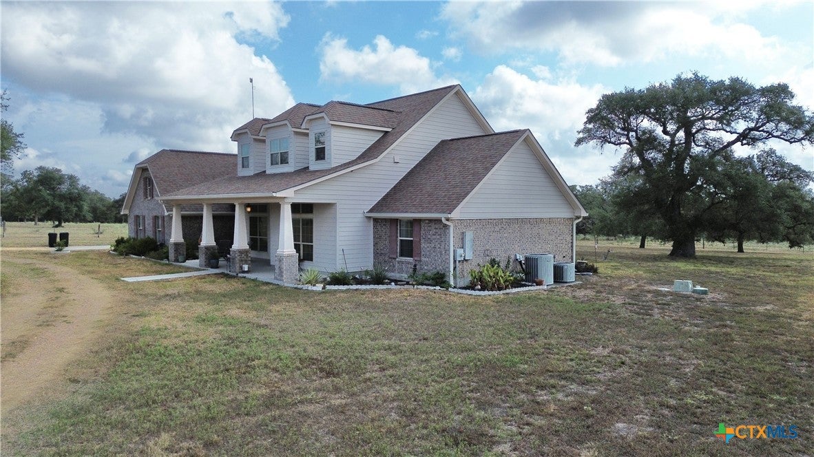 1684 Zengerle Rd