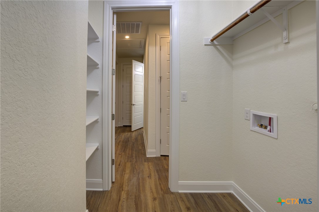 Wimberley, Texas 78676, United States, 3 Bedrooms Bedrooms, ,2 BathroomsBathrooms,Residential,Active,249357