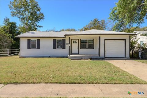 Photo of 601 Cardinal Avenue, Killeen, TX 76541 (MLS # 598150)