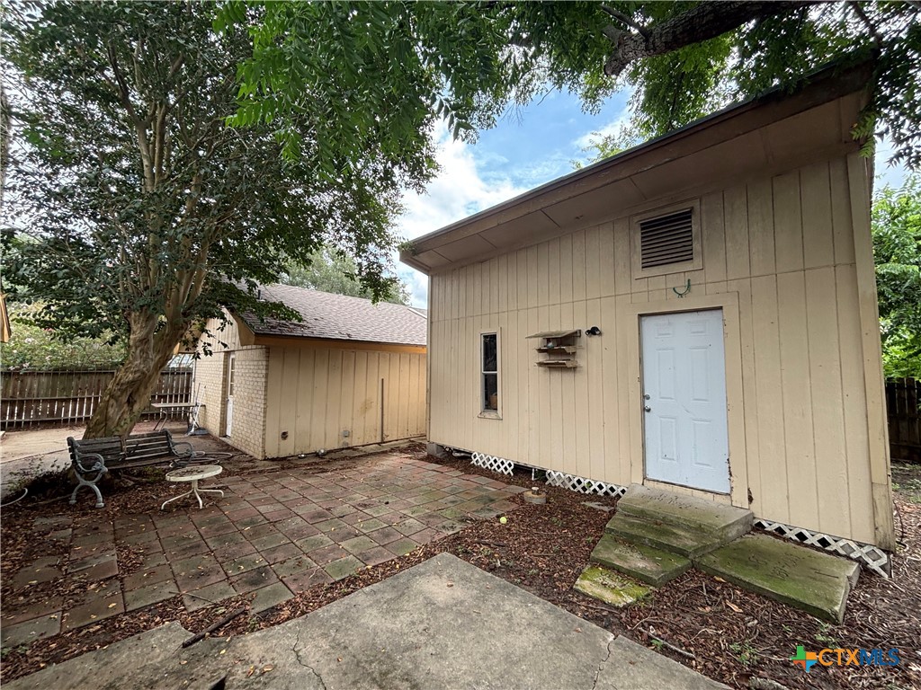 115 Bowling Green Drive