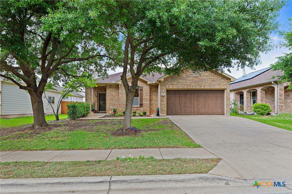 Photo of 1624 Bayland Street, Round Rock, TX 78664 (MLS # 608840)