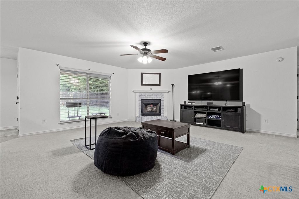 Photo of 502 Atlas Avenue, Killeen, TX 76542 (MLS # 610319)