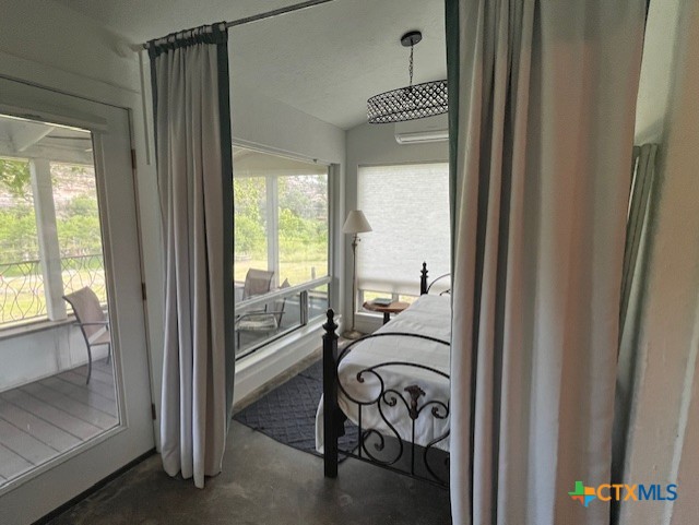 Wimberley, Texas 78676, United States, 2 Bedrooms Bedrooms, ,2 BathroomsBathrooms,Residential,Pending,53242