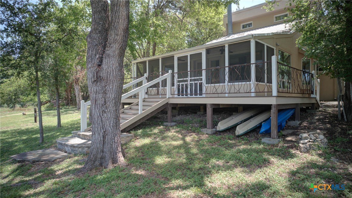 Wimberley, Texas 78676, United States, 2 Bedrooms Bedrooms, ,2 BathroomsBathrooms,Residential,Pending,53242