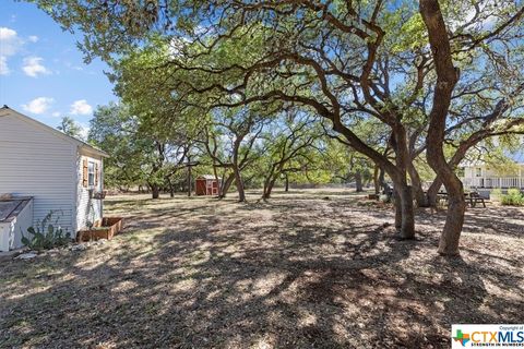 A home in Blanco