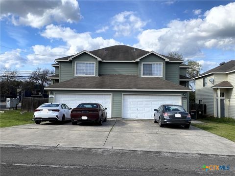 Photo of 103 Cedargrove, San Marcos, TX 78666 (MLS # 608561)