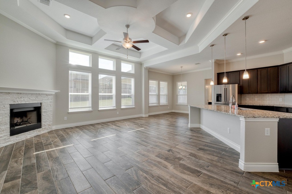 8400 Ridge Crest Drive