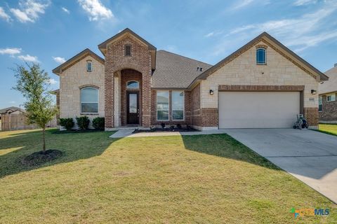Photo of 8400 Ridge Crest Drive, Killeen, TX 76542 (MLS # 595679) Photo of 8400 Ridge Crest Drive, Killeen, TX 76542 (MLS # 595679)